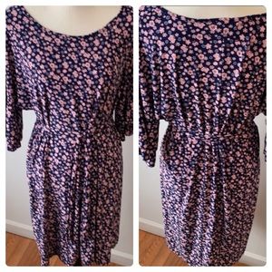 New Seven Islands bell sleeve floral knit dress in navy floral size medium
